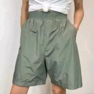 ZARA High Waist Rip Stop Nylon Windbreaker Olive Green Oversized Shorts XS